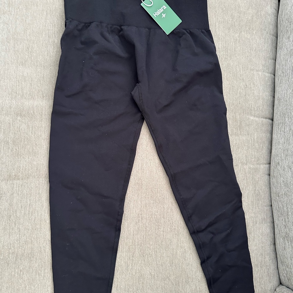 HALARA Women's Black leggings